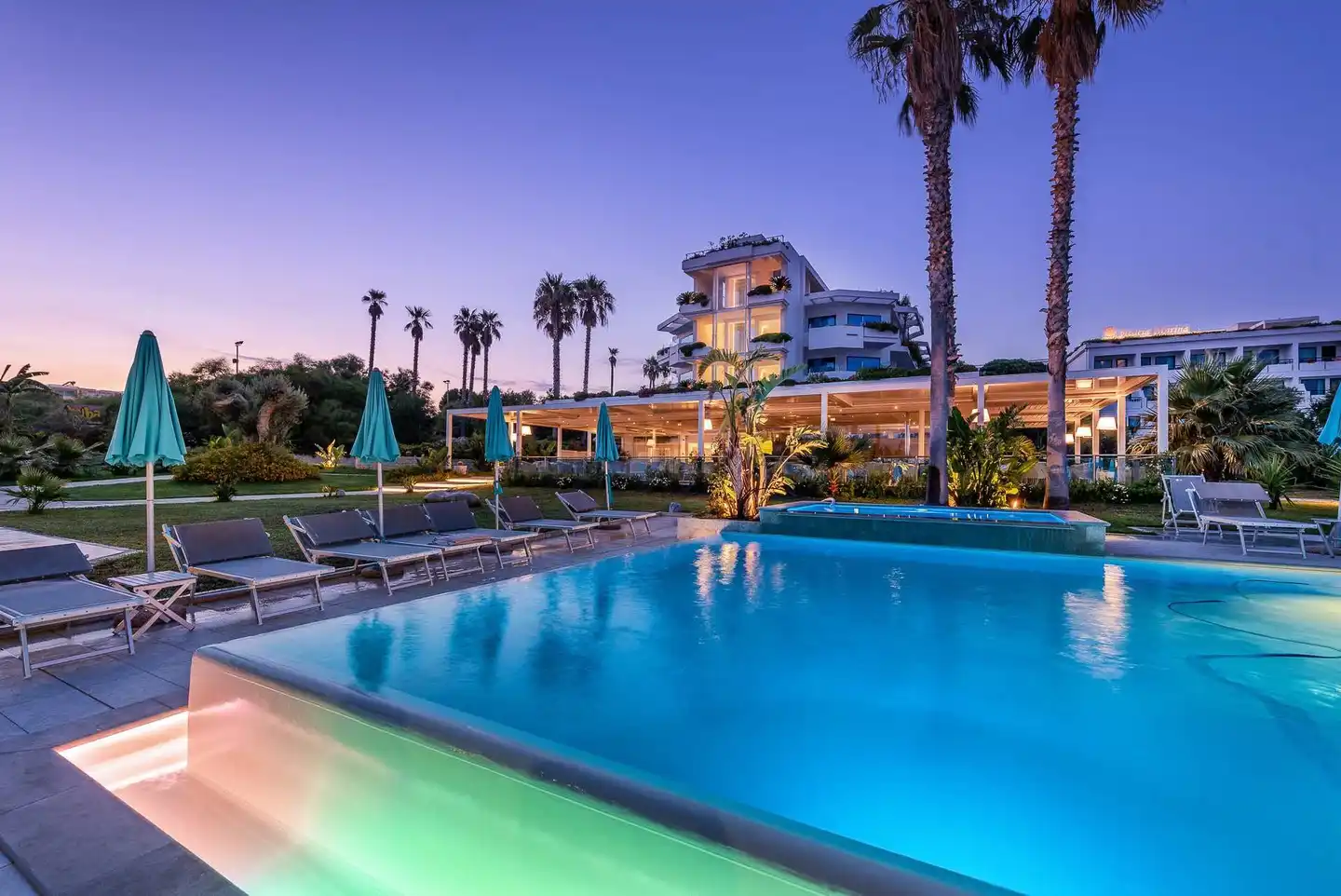 Acacia Palace Pool
