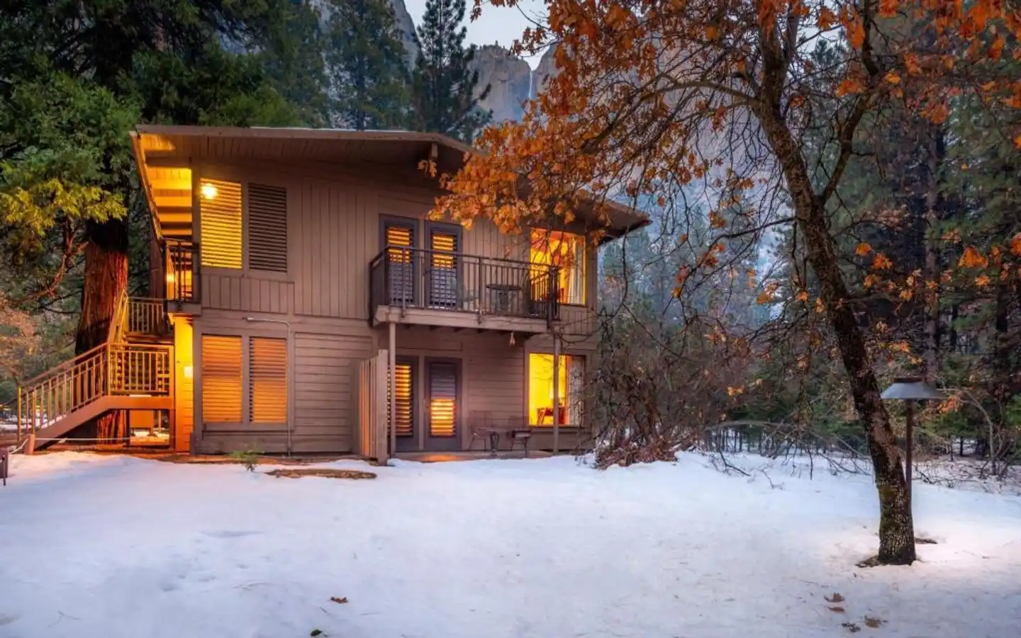Yosemite Lodge at the Falls Aussenansicht