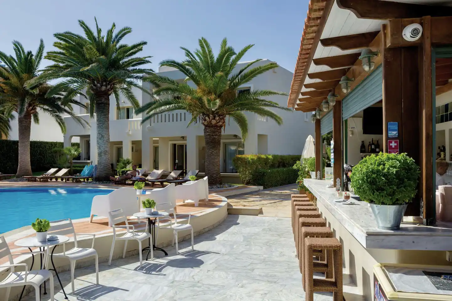 Atlantica Amalthia Beach Resort Terrasse