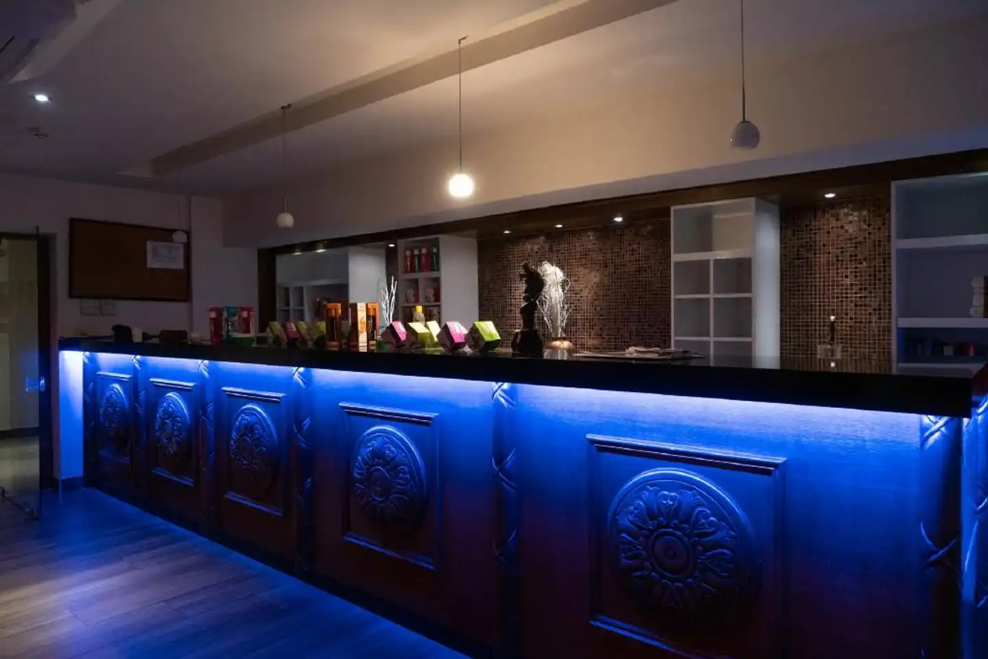 Emre Hotel & Emre Beach Hotel Bar