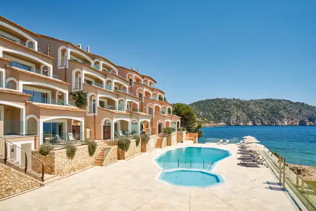 Bahia Suites Pool