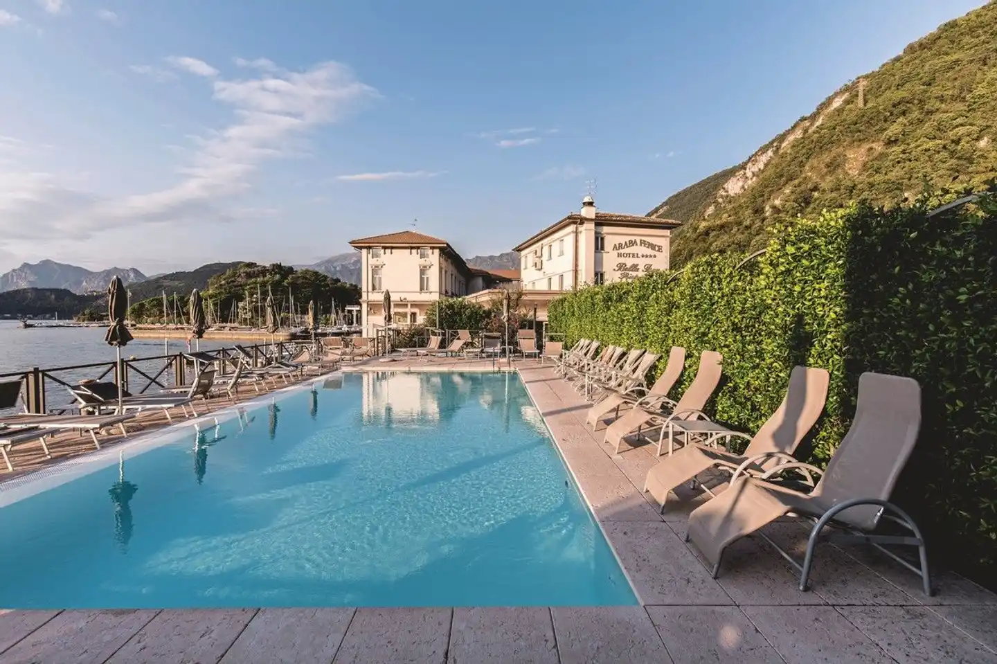 Araba Fenice Pool