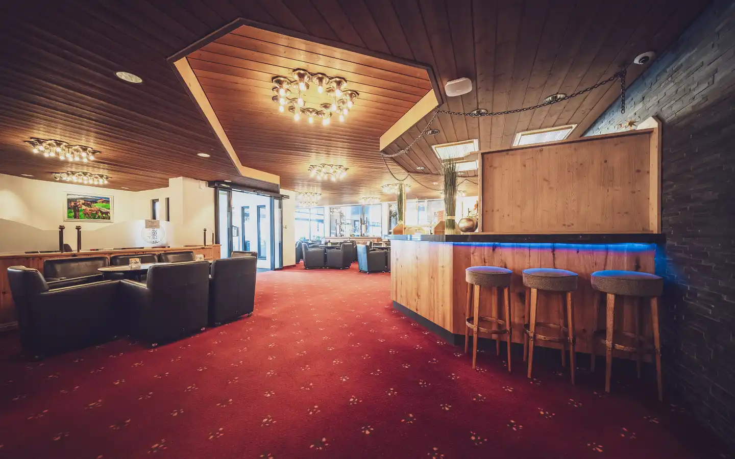 Club Hotel Bar