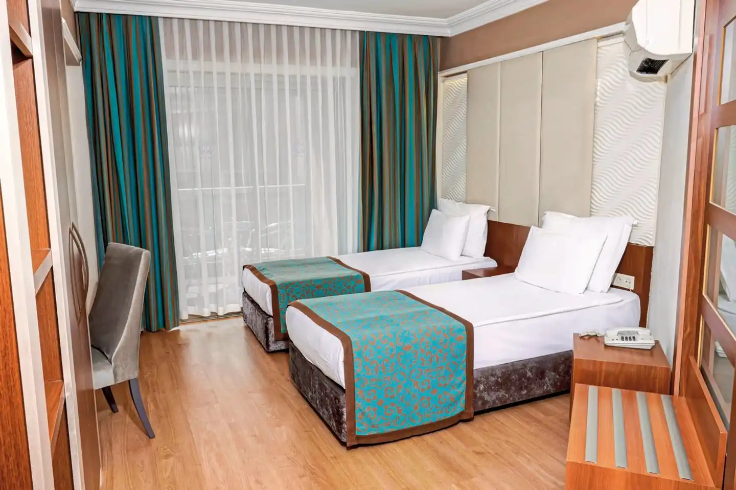 Tac Premier Hotel & Spa Wohnbeispiel