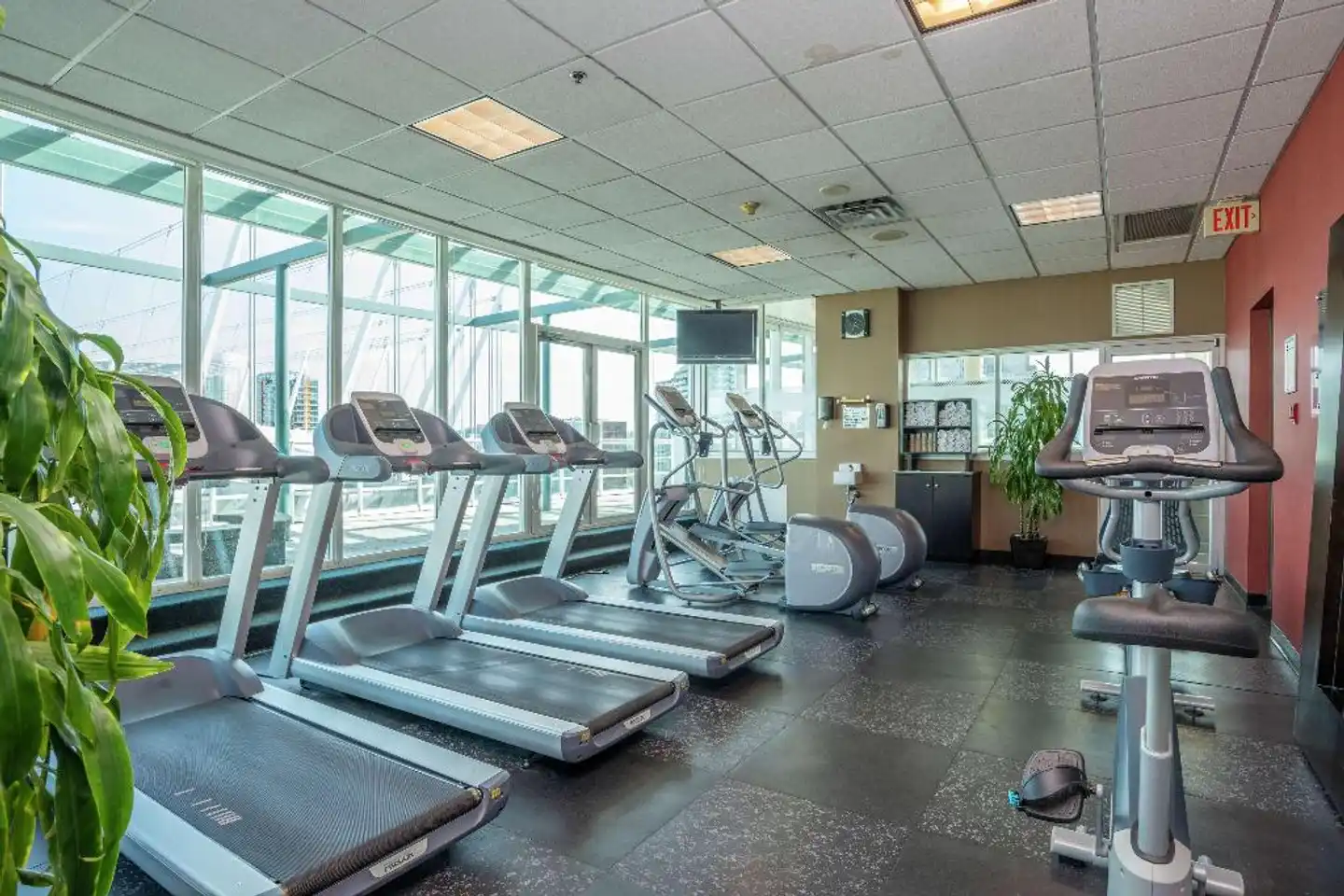 Hampton Inn & Suites by Hilton Vancouver-Downtown Sport und Entertainment