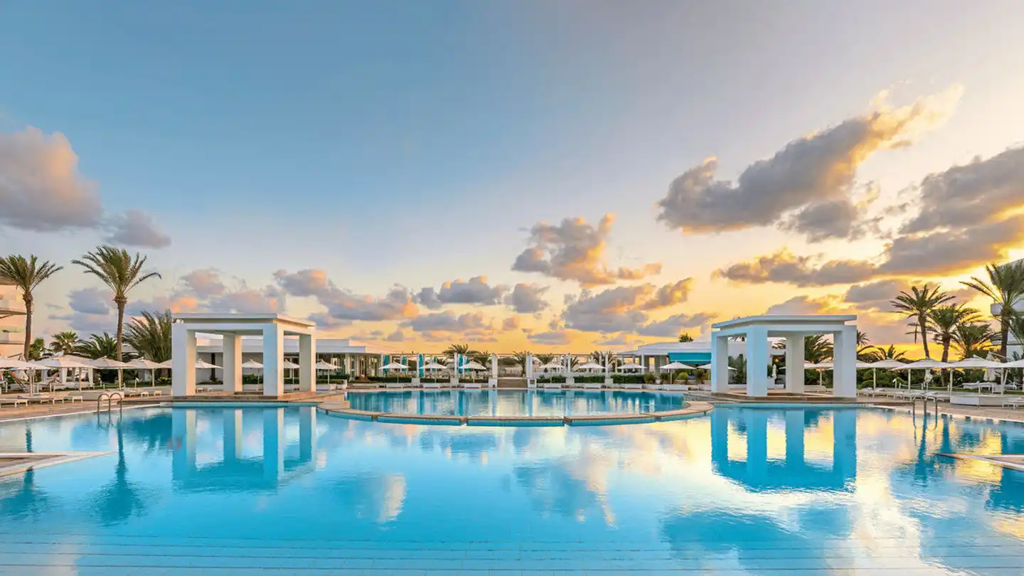 Radisson Blu Palace Resort & Thalasso Pool