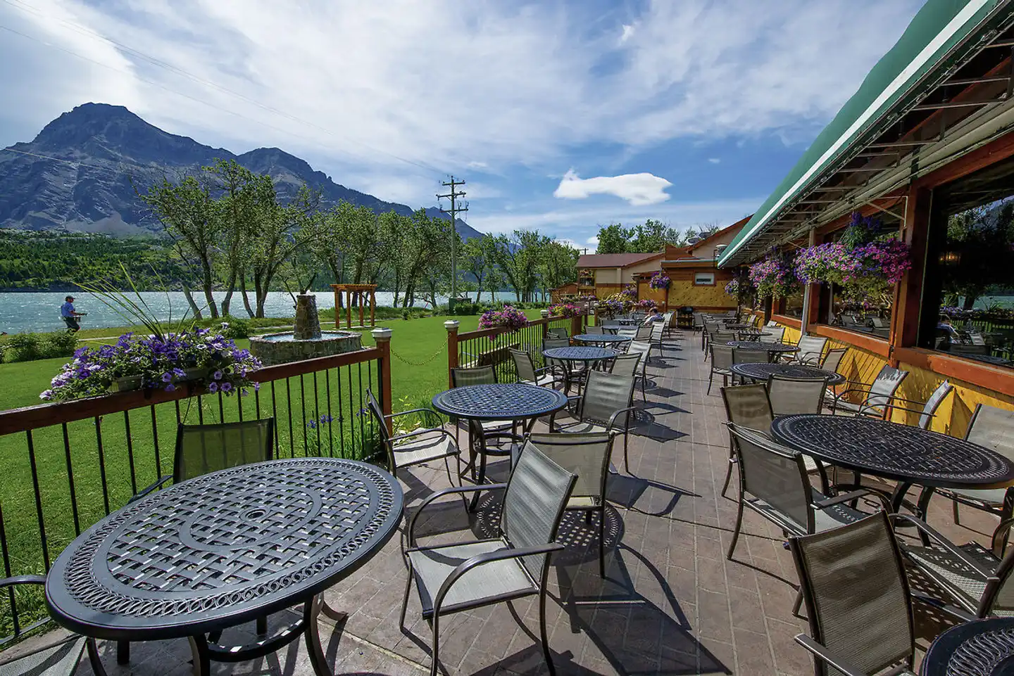 Bayshore Inn Resort & Spa Waterton Terrasse