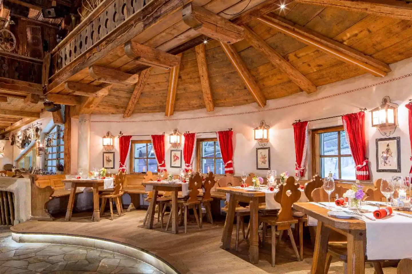 Fire & Ice Restaurant