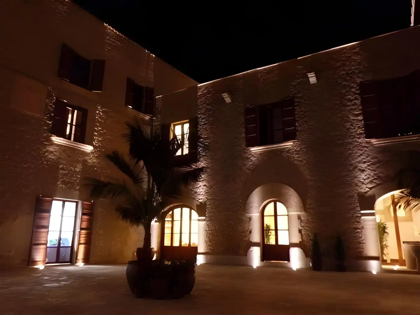 Castell Son Claret Lobby