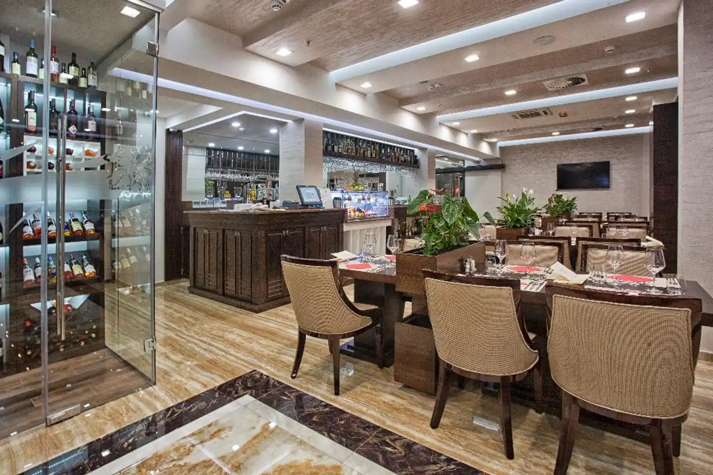 Wellness & Spa Hotel ACD Bar