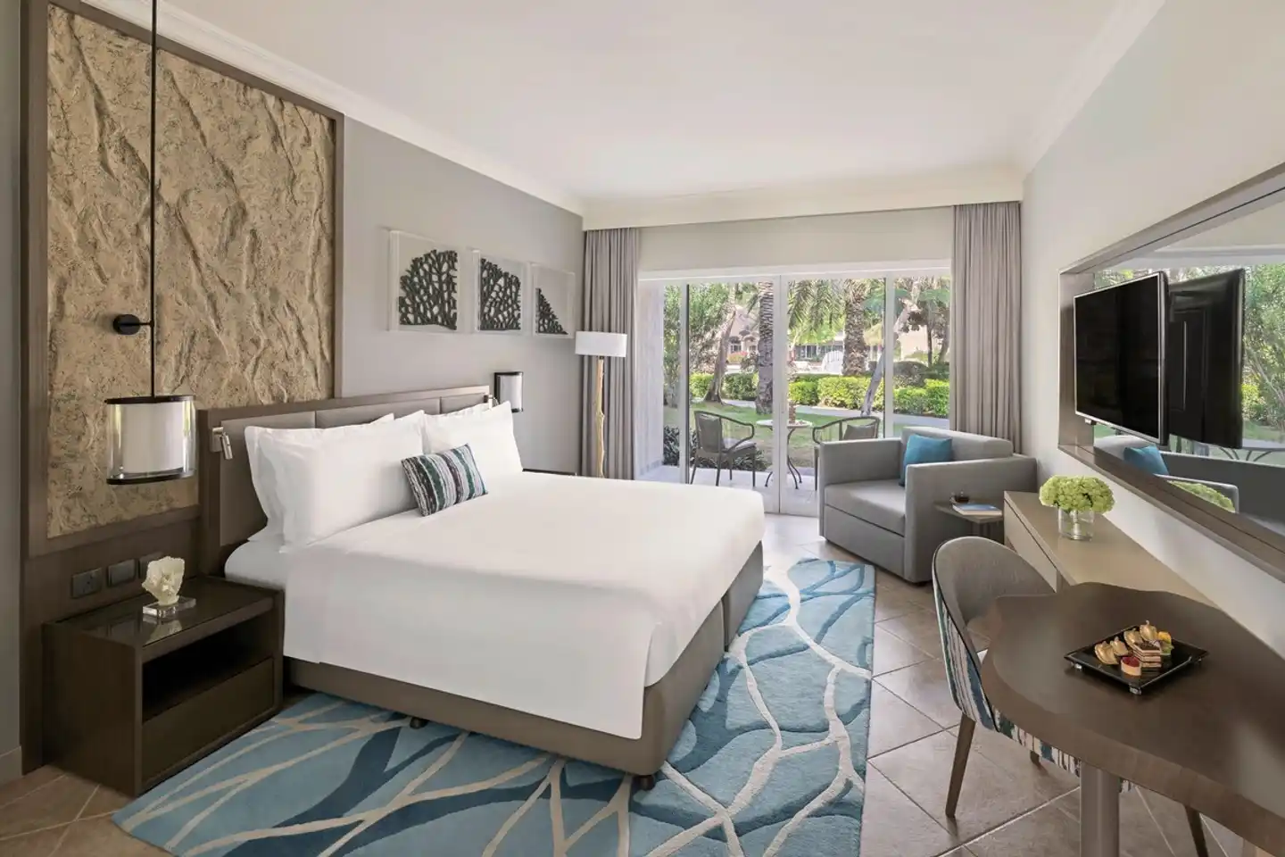 Fujairah Rotana Resort & Spa Al Aqah Beach Wohnbeispiel
