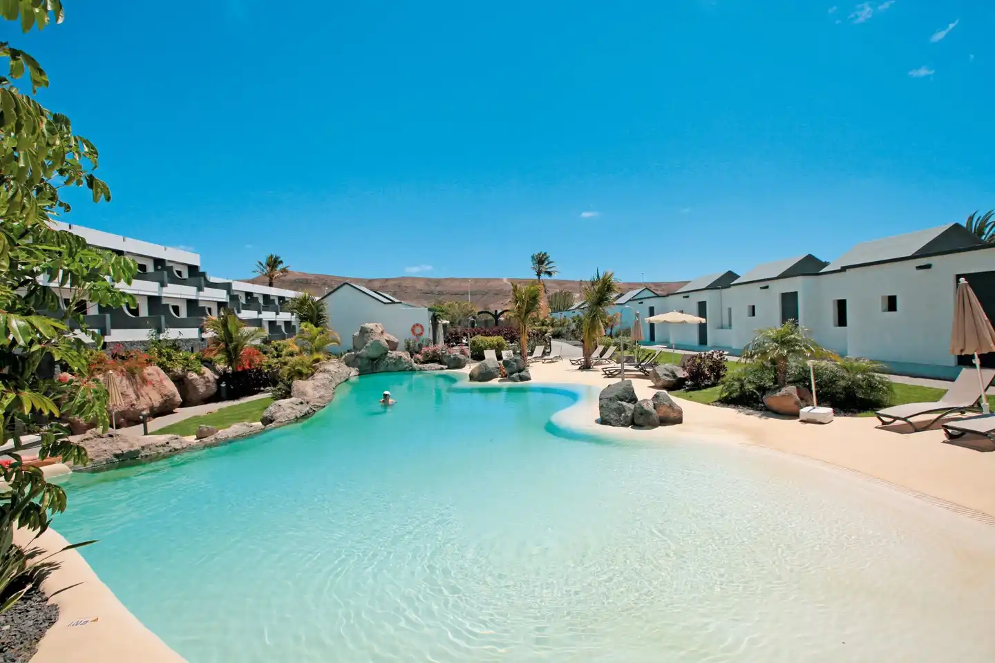 R2 Romantic Fantasia Dreams - Adults only Pool