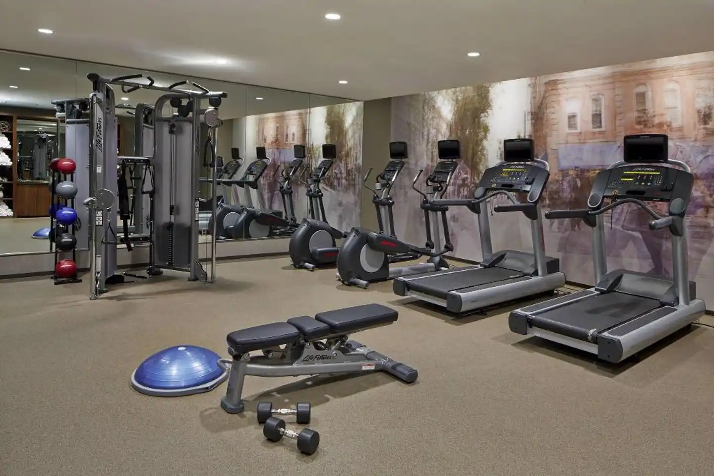 AC Hotel by Marriott Portland Downtown, OR Sport und Entertainment