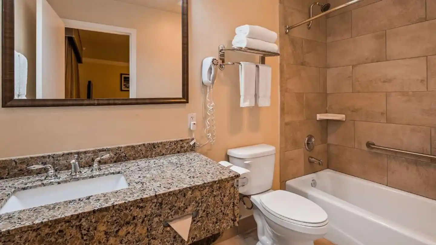 Best Western Garden Villa Inn Badezimmer