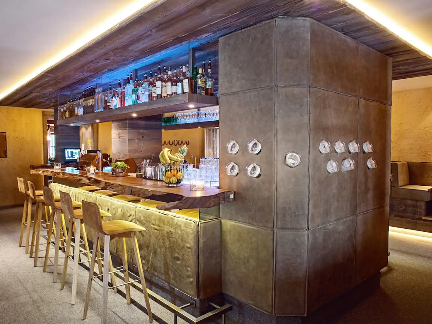 Eder Bar