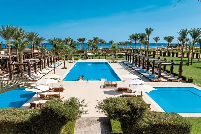 Gemma Resort Pool