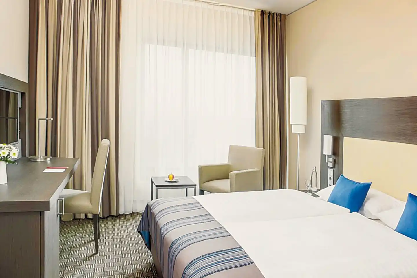 IntercityHotel Hamburg Dammtor-Messe Wohnbeispiel