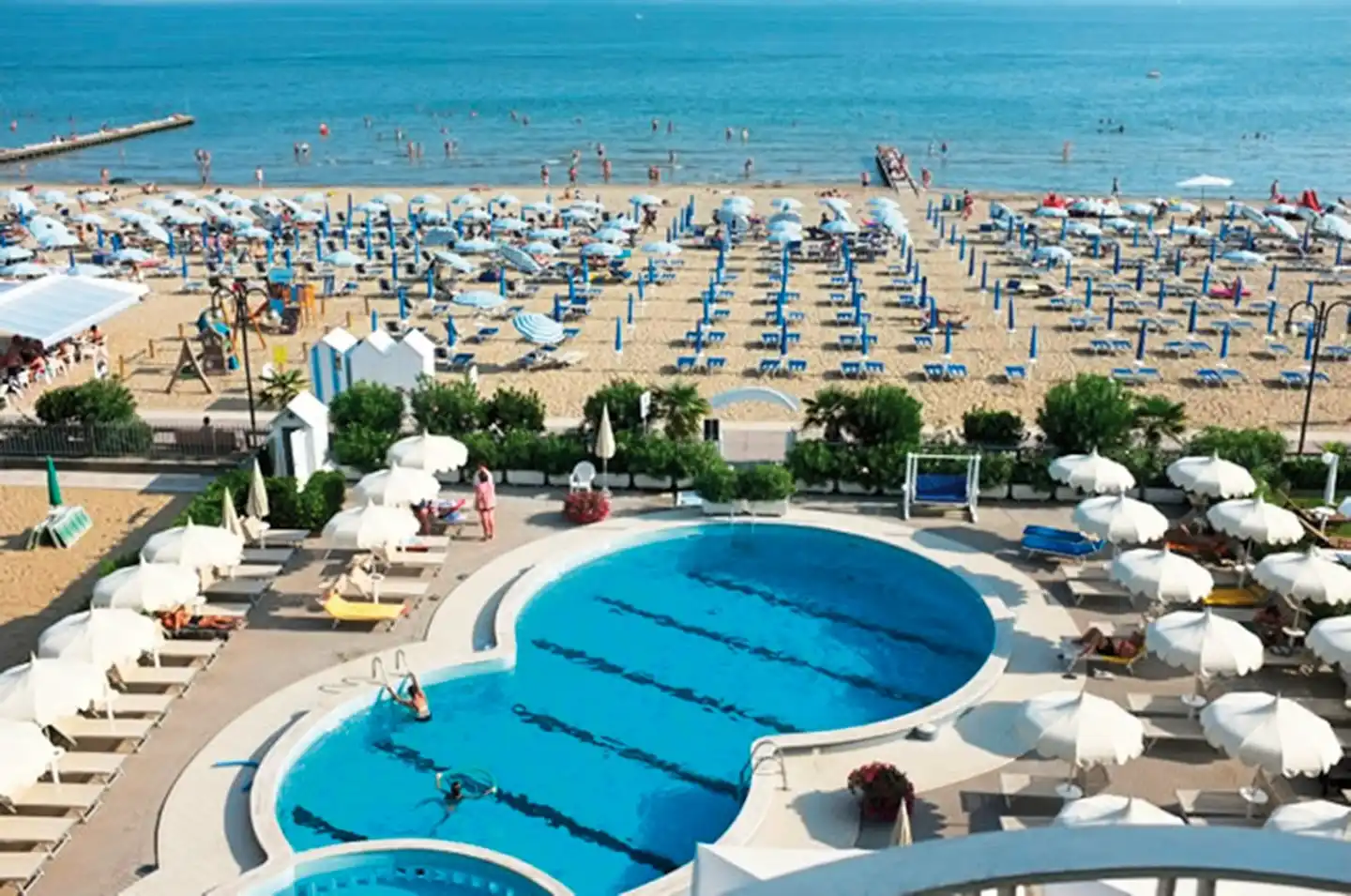 Galassia Pool