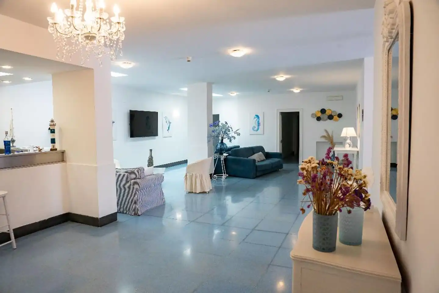 Eden Bleu Lobby