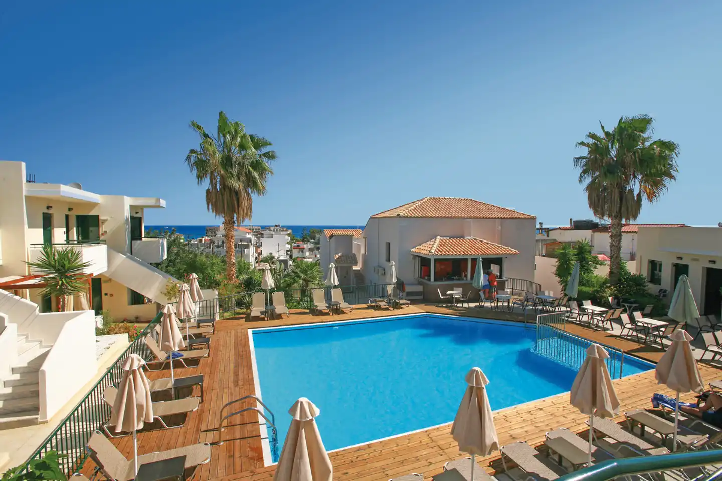 Katrin Suites Pool