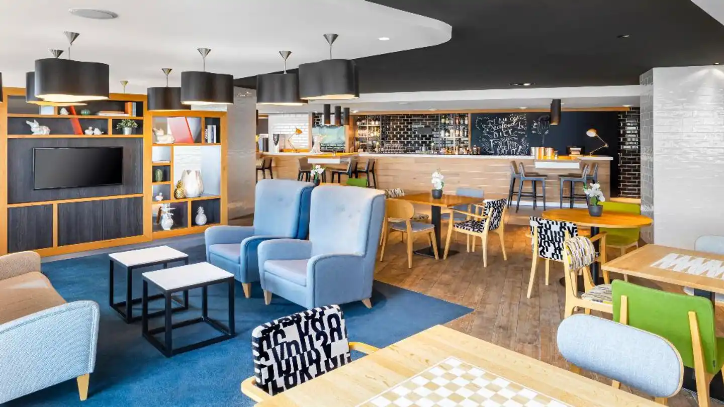 Holiday Inn Amsterdam - Arena Towers Bar