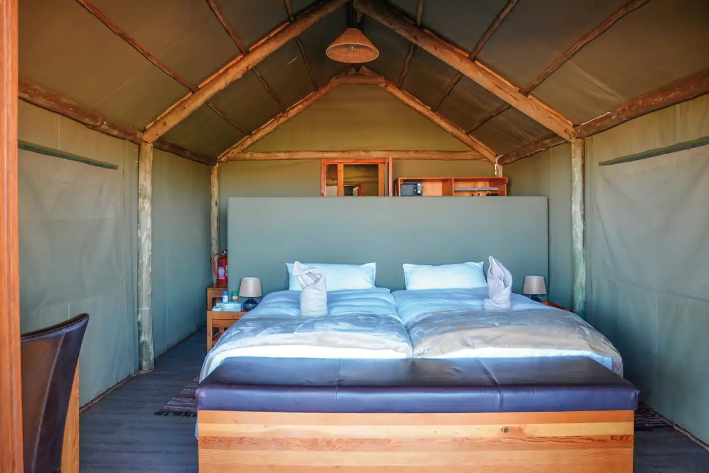 Intu Afrika - Suricate Kalahari Tented Lodge Wohnbeispiel
