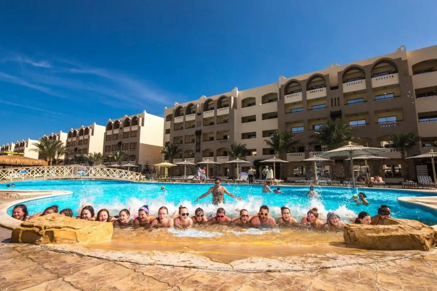 El Karma Aqua Beach Resort Pool