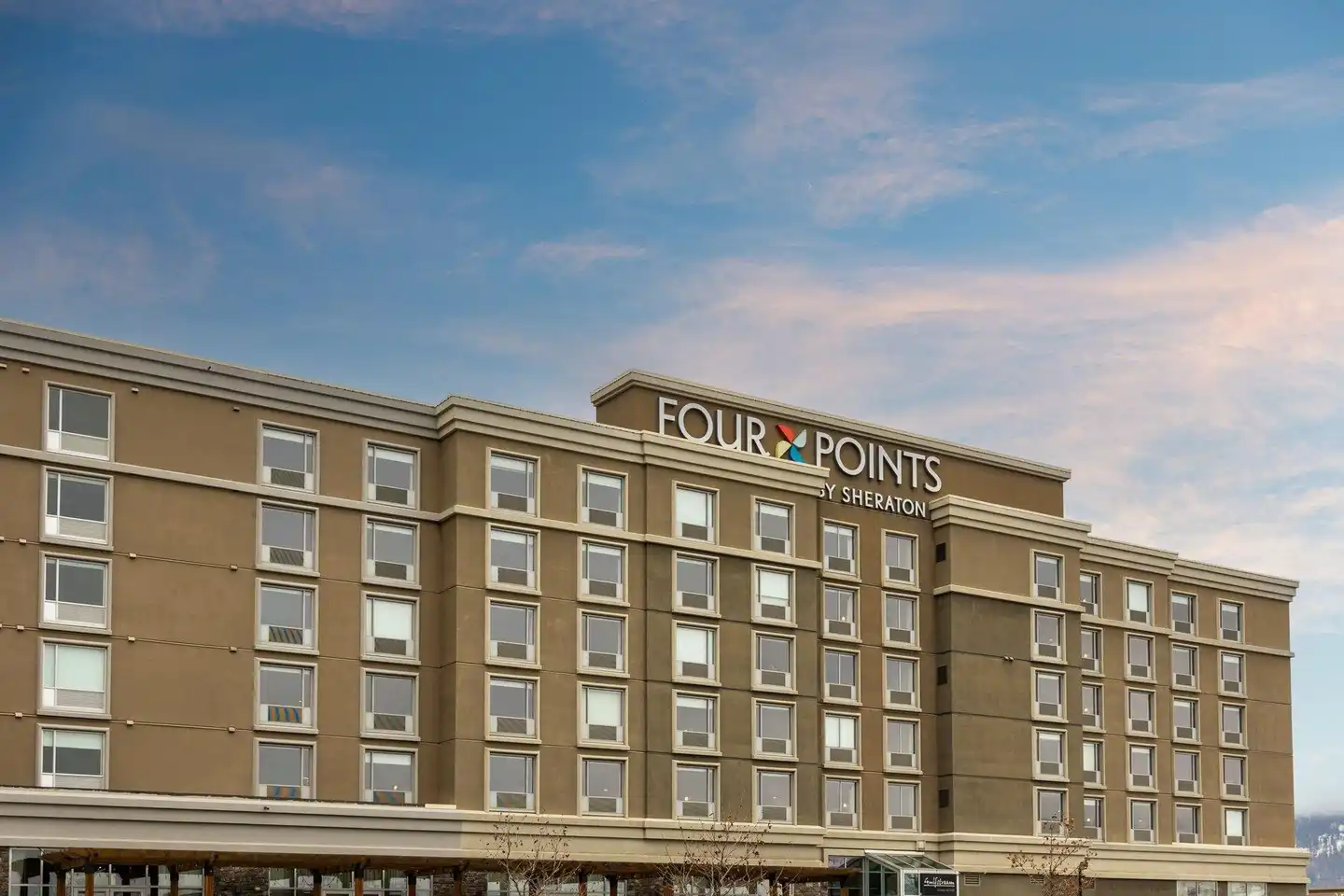 Four Points by Sheraton Kelowna Airport Aussenansicht