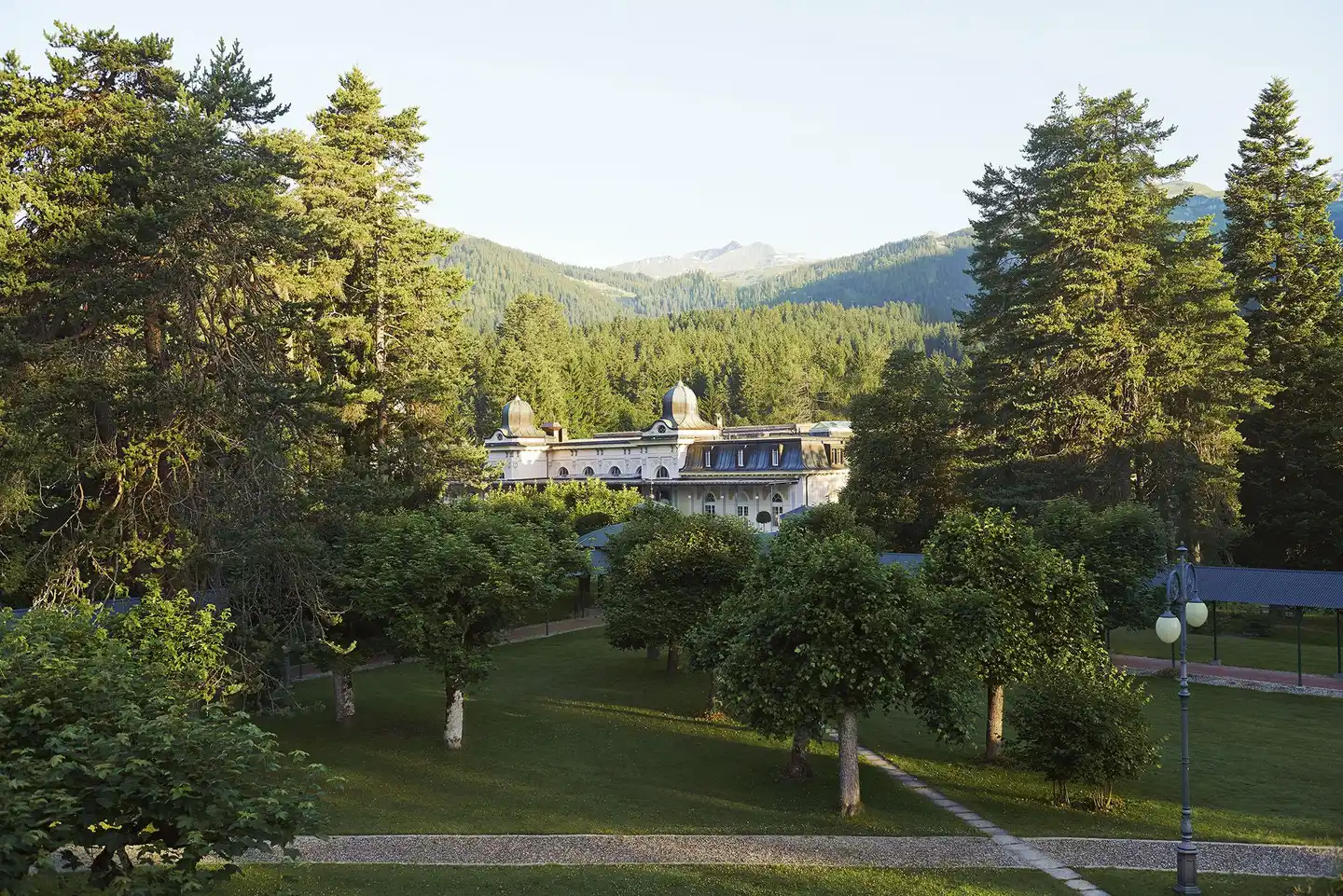 Waldhaus Flims Wellness Resort, Autograph Collection Landschaft