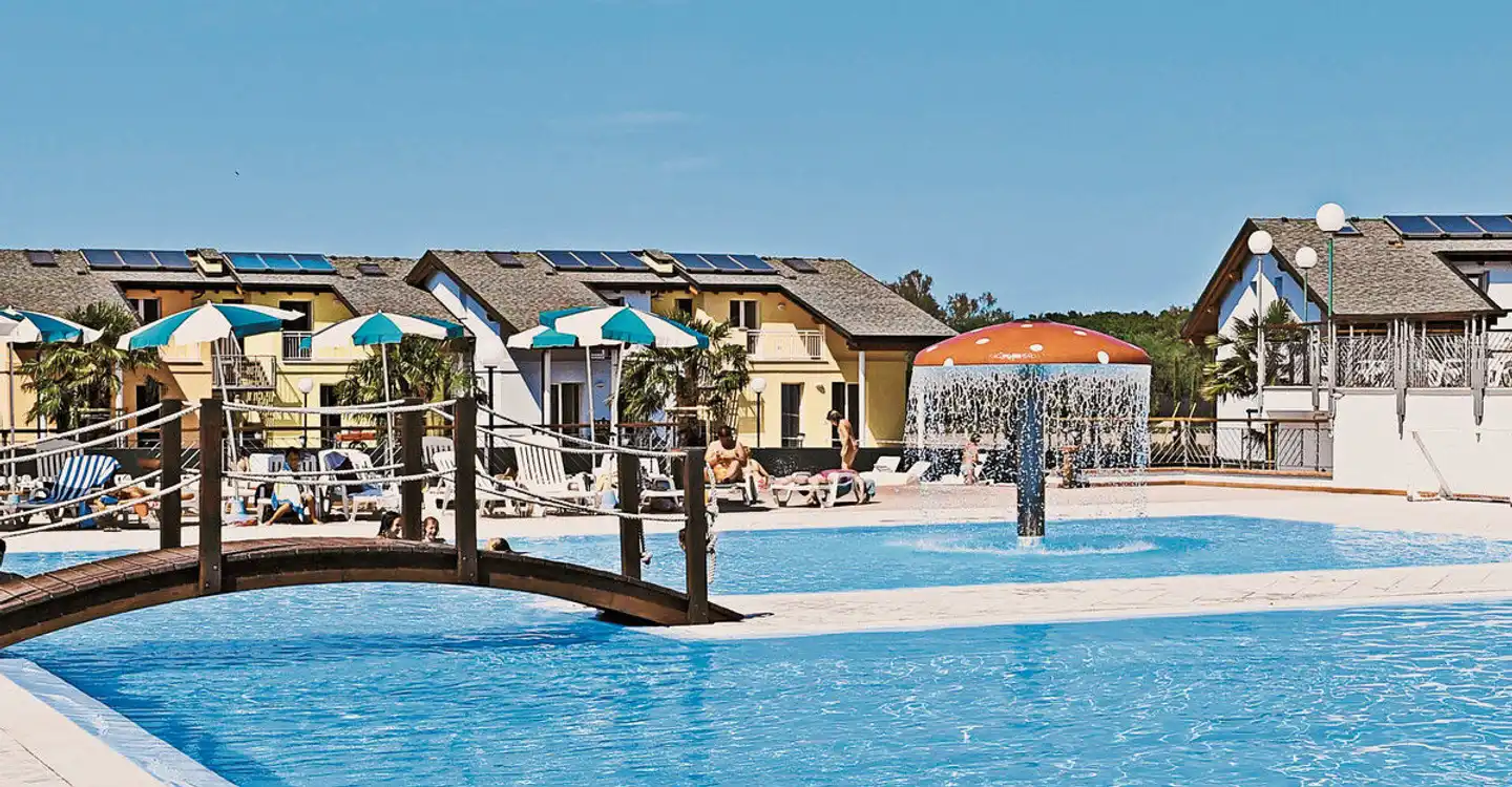 Club Village Spiaggia Romea Aussenansicht