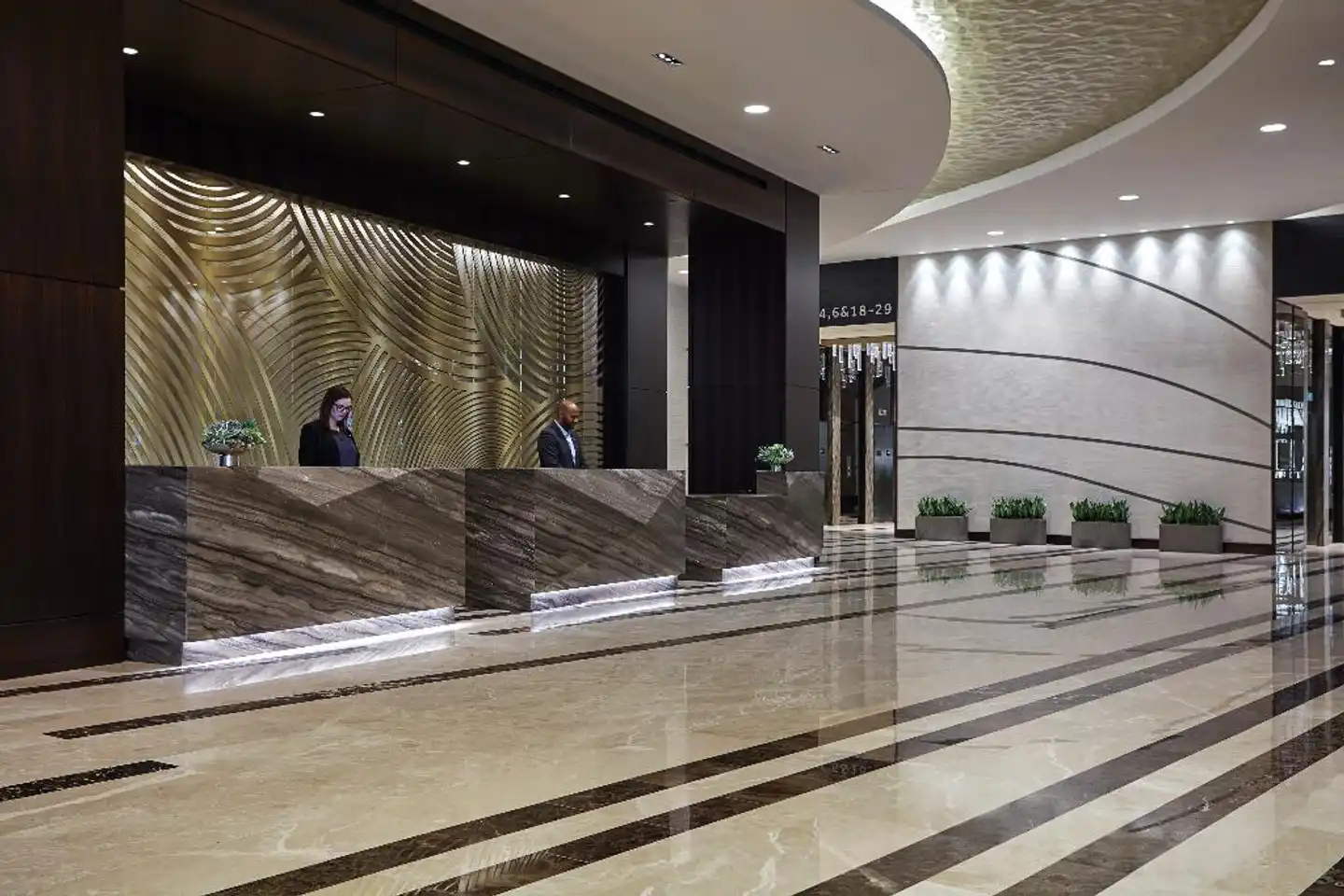 Marriott Marquis Houston Lobby