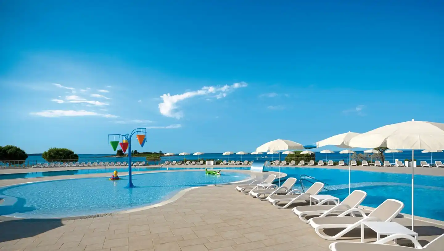 Resort Villas Rubin Apartments Pool