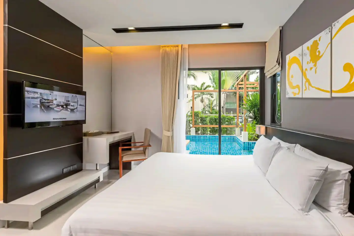 The Charm Resort Phuket Wohnbeispiel