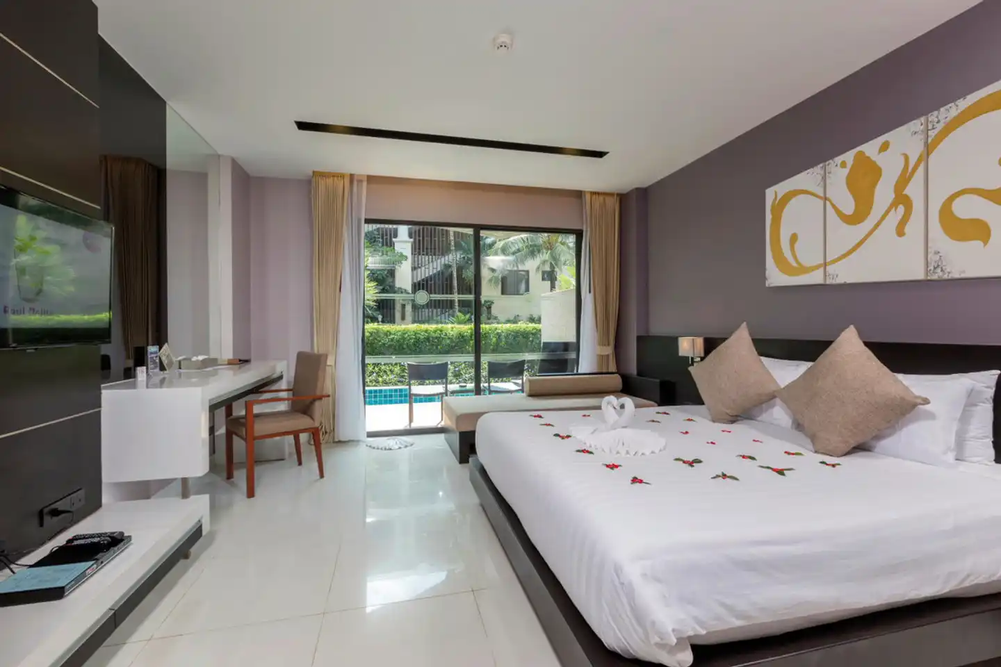 The Charm Resort Phuket Wohnbeispiel
