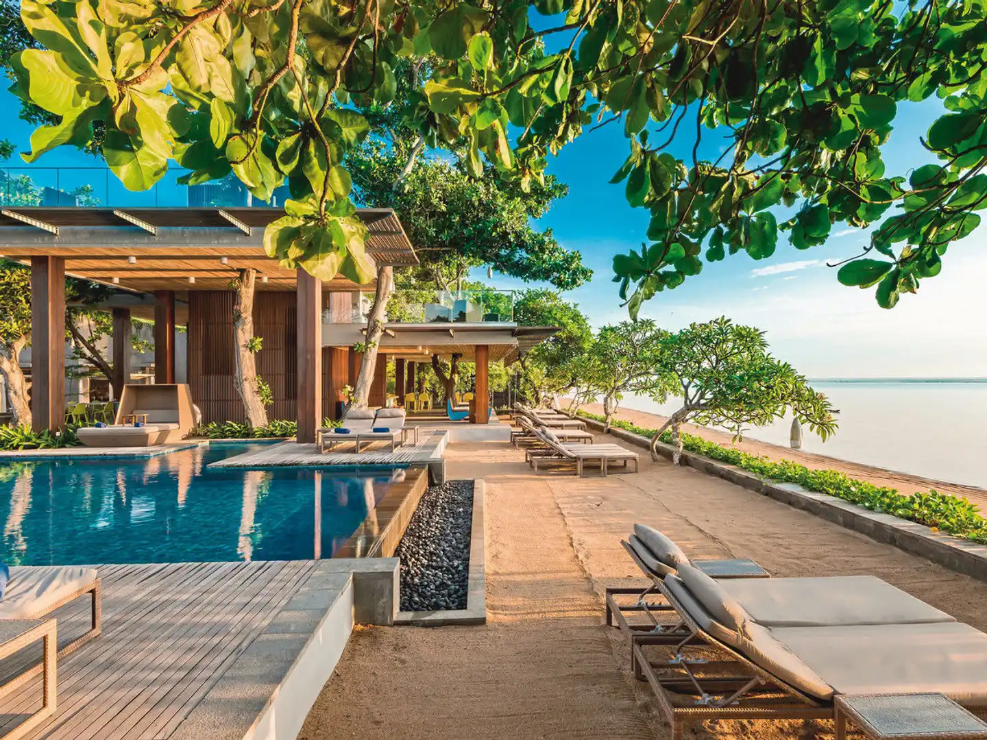 Maya Sanur Resort & Spa Pool