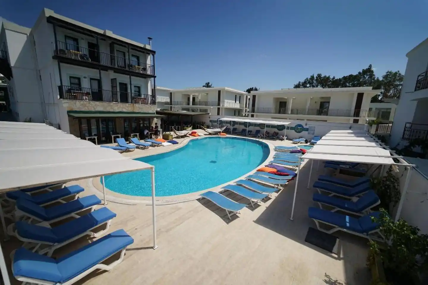 Salinas Beach Hotel Pool