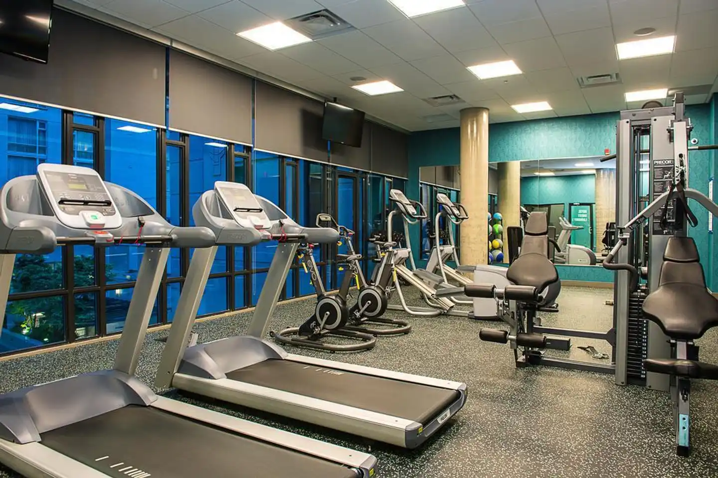 Hotel BLU Vancouver Sport und Entertainment