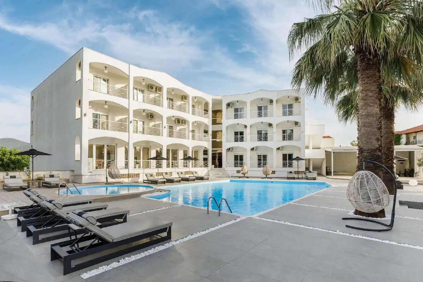 Stavros Beach Pool