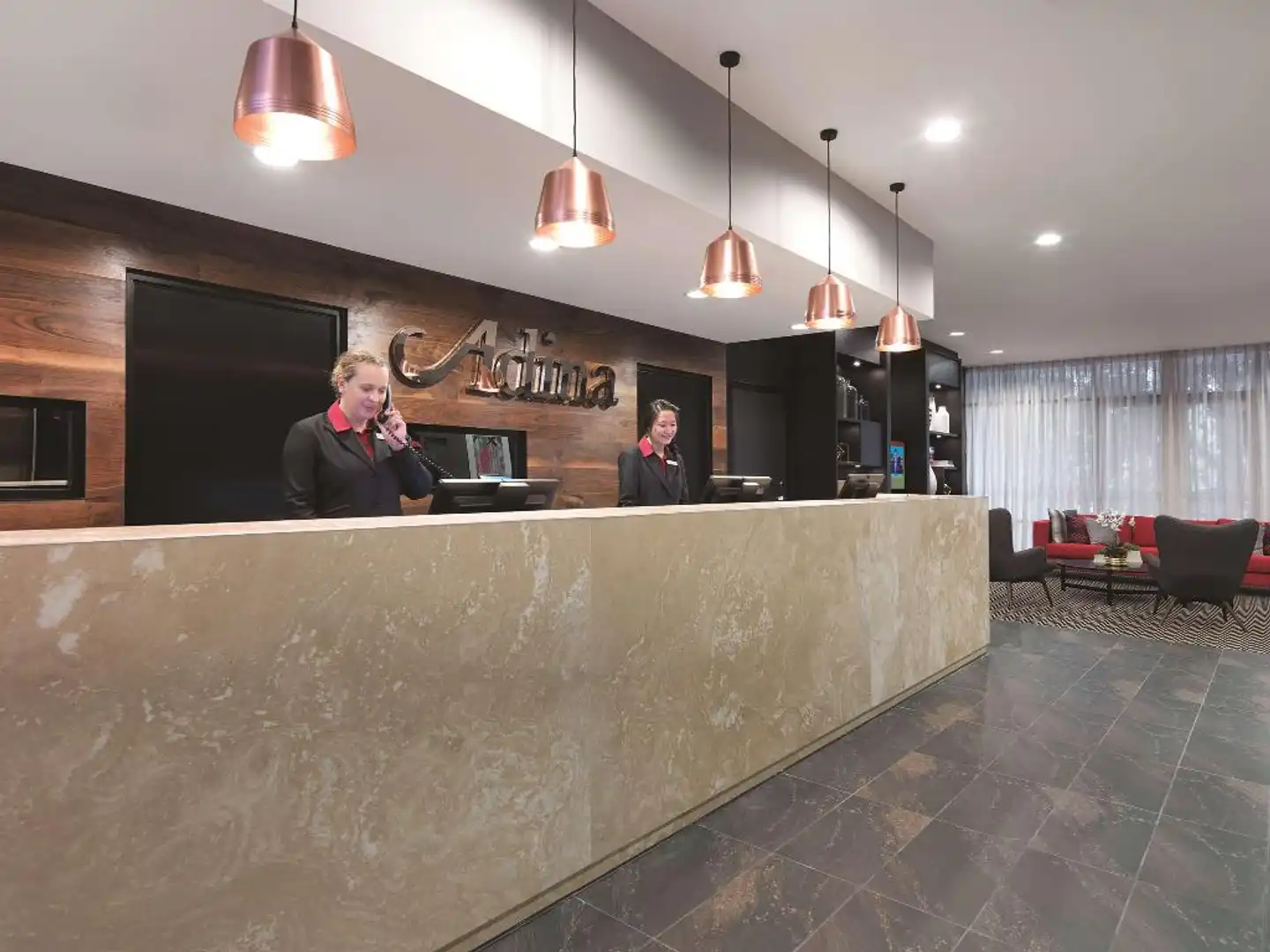 Adina Apartment Hotel Sydney Airport Lobby