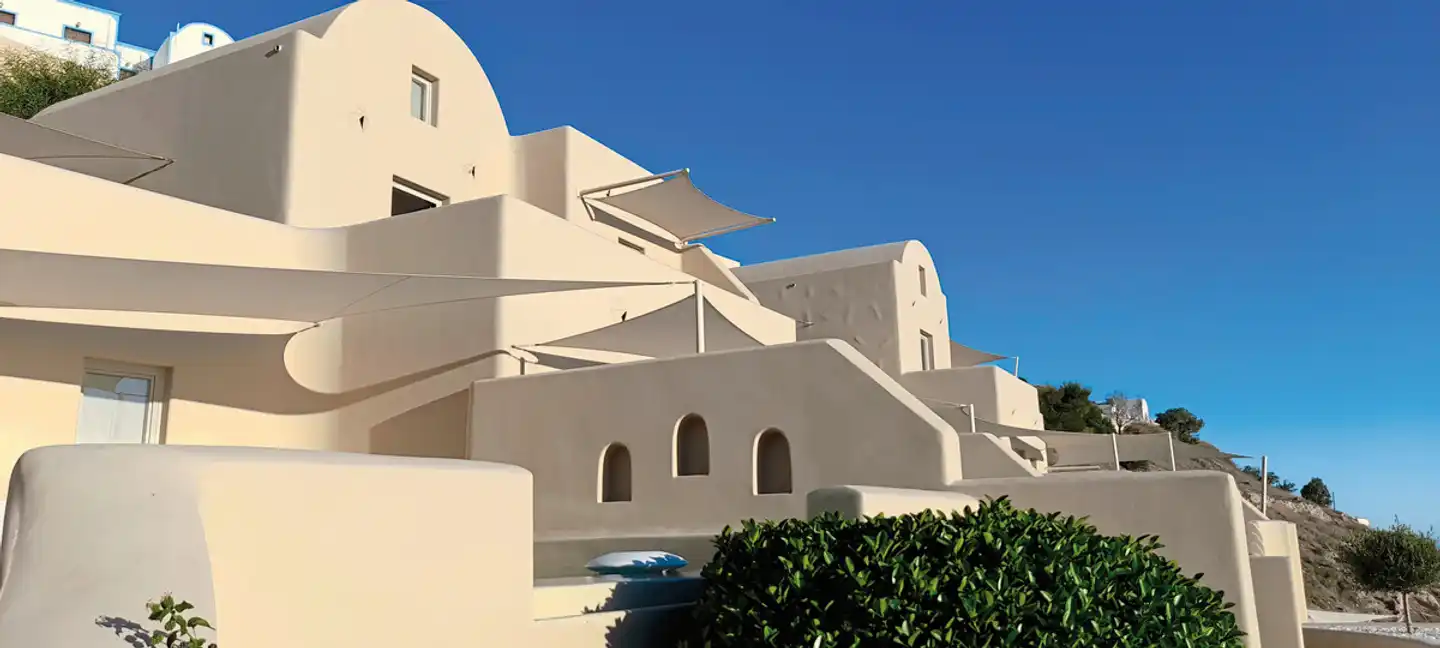 Skyfall Suites Aussenansicht