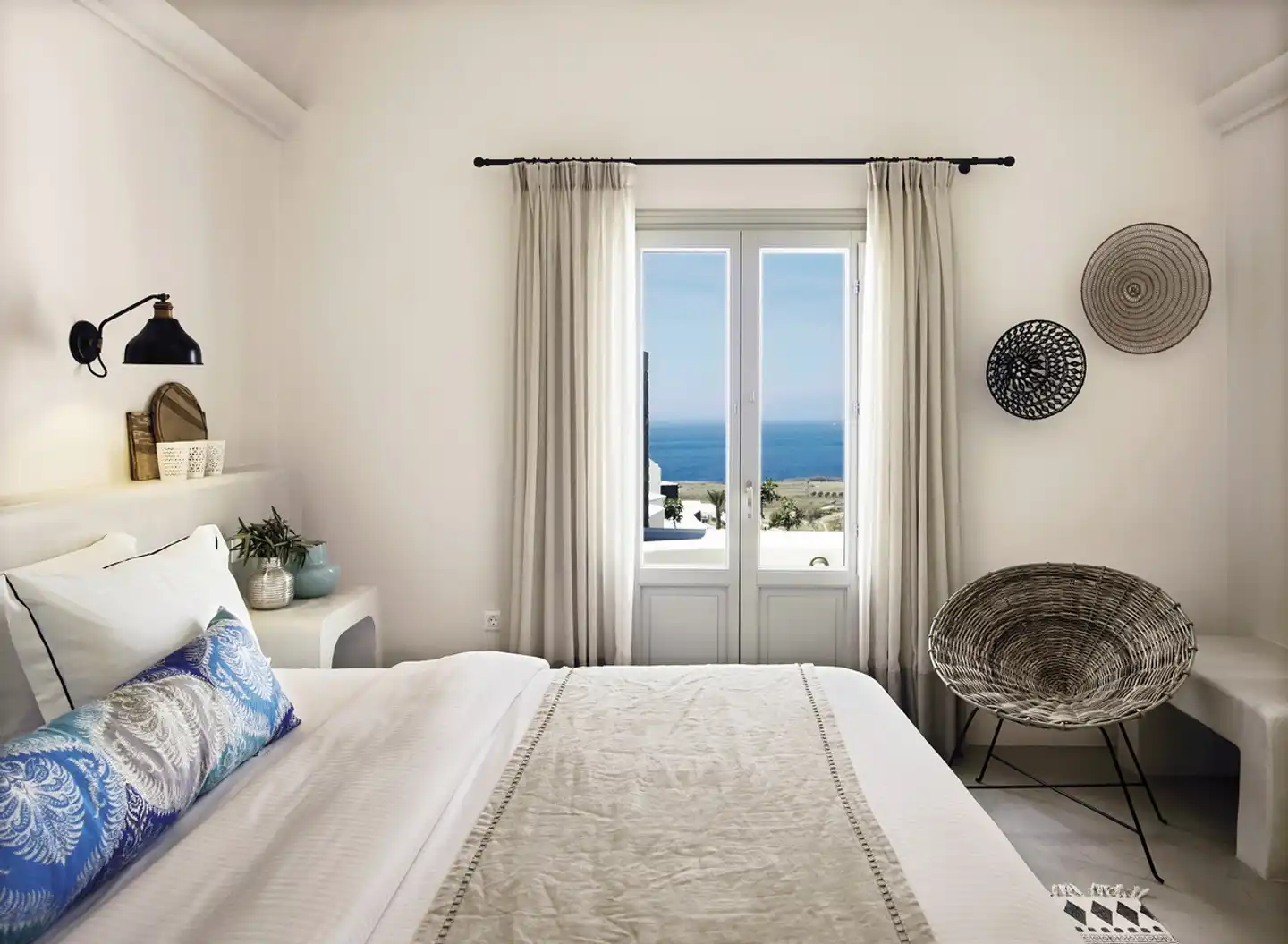 Santo Pure Oia Suites & Villas Wohnbeispiel