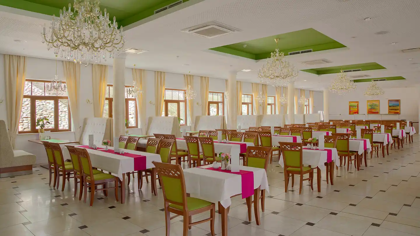 Hotel Buczy'ski Medical & Spa Restaurant