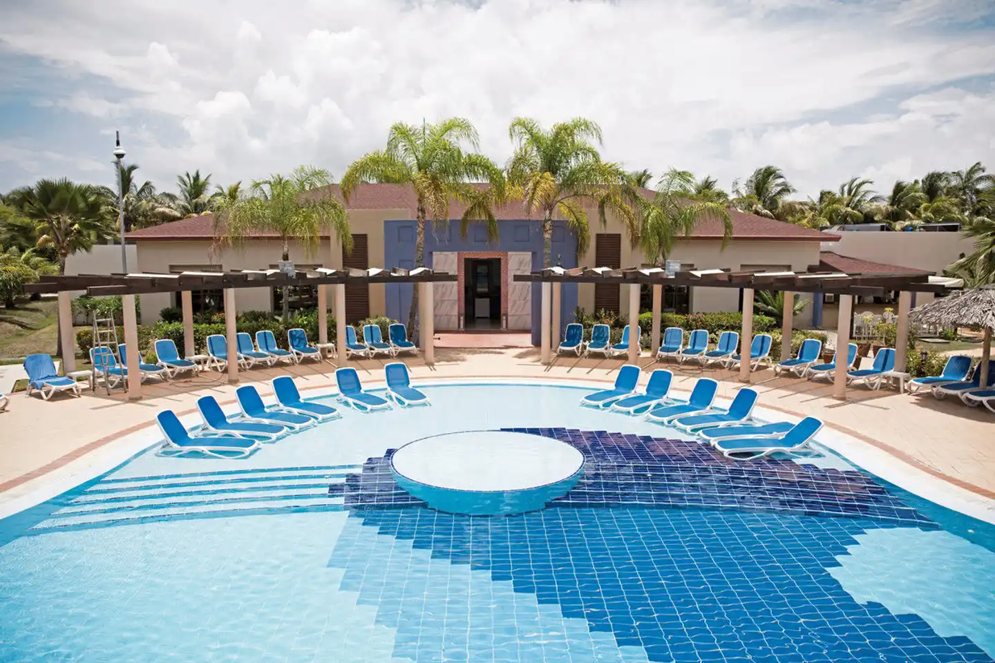 Sanctuary at Grand Memories Varadero Pool