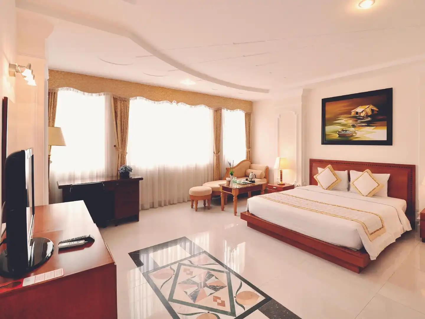 Tan Hoang Long Hotel Wohnbeispiel
