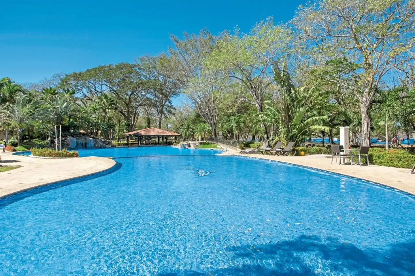 Casa Conde Beachfront Hotel Pool