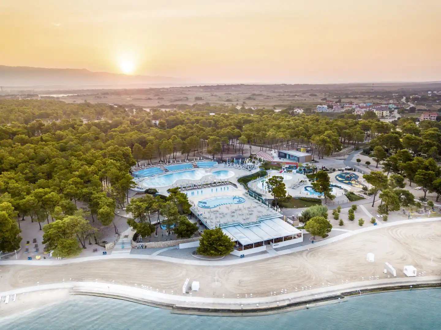 Zaton Holiday Resort - 3* Apartments Aussenansicht