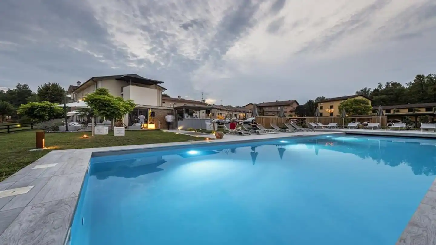La Casa del Mulino Pool