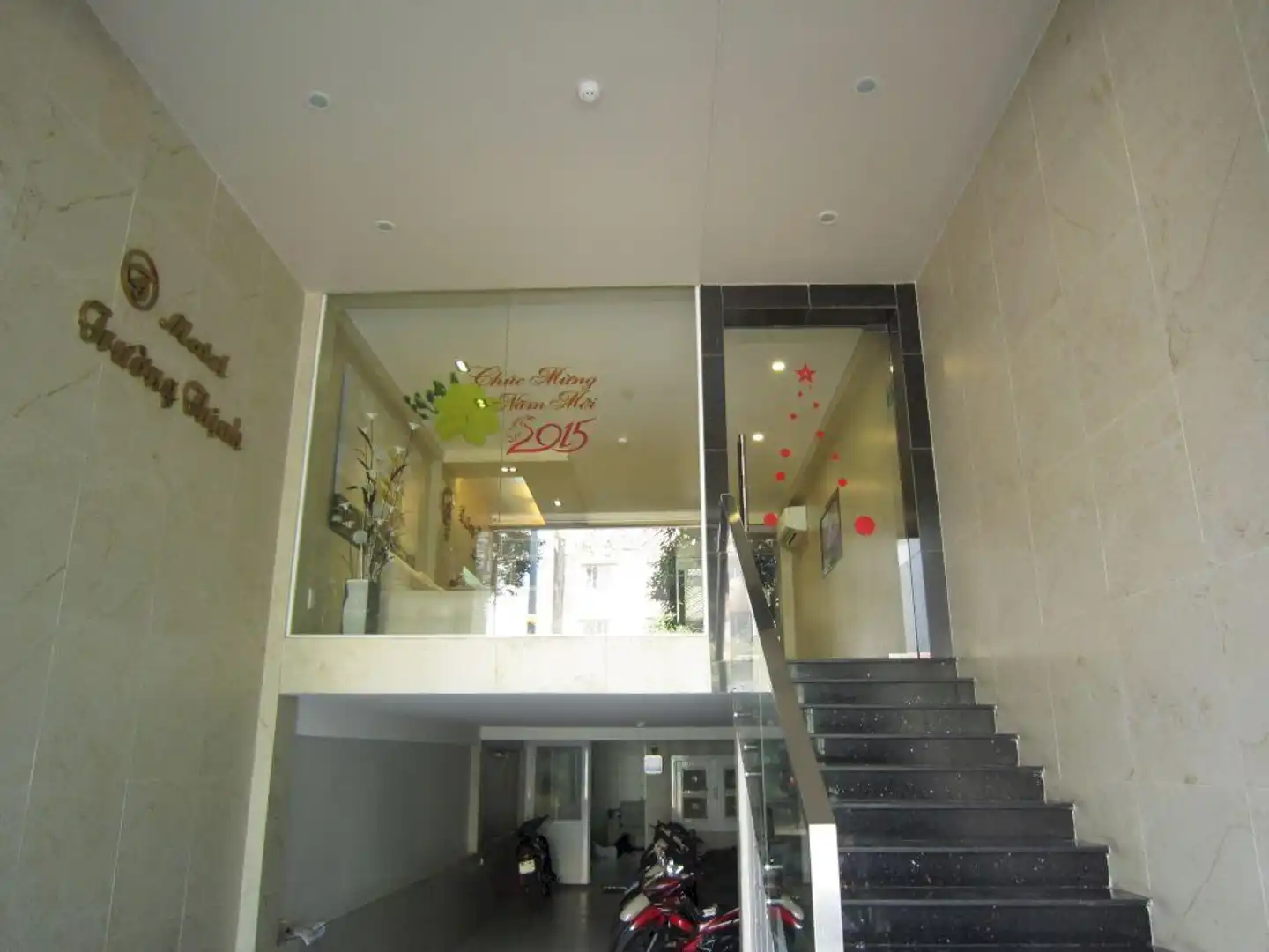 Truong Thinh Hotel Saigon Aussenansicht