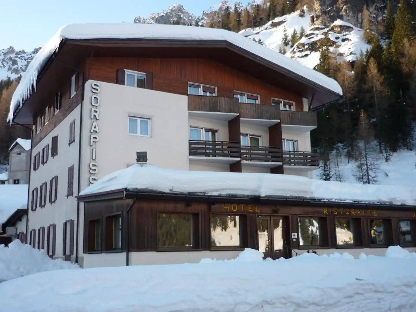 Hotel Sorapiss Aussenansicht