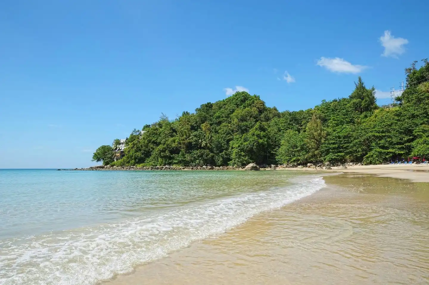 BB Patong Beach House Strand